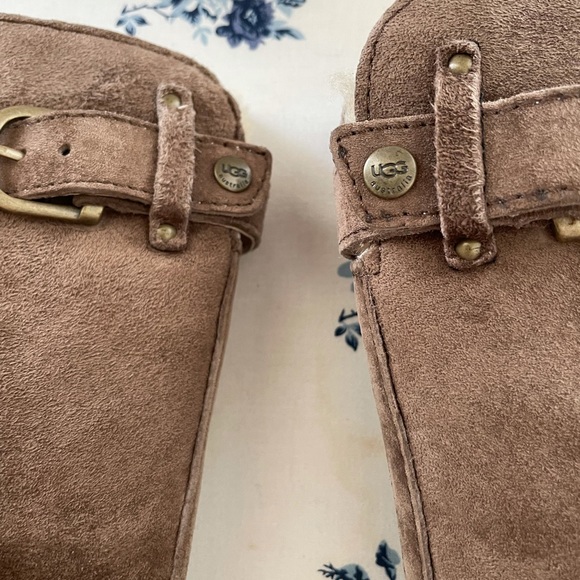 Used once. Ugg Maddison 1912 Boots sz 9.5M - Picture 2 of 10